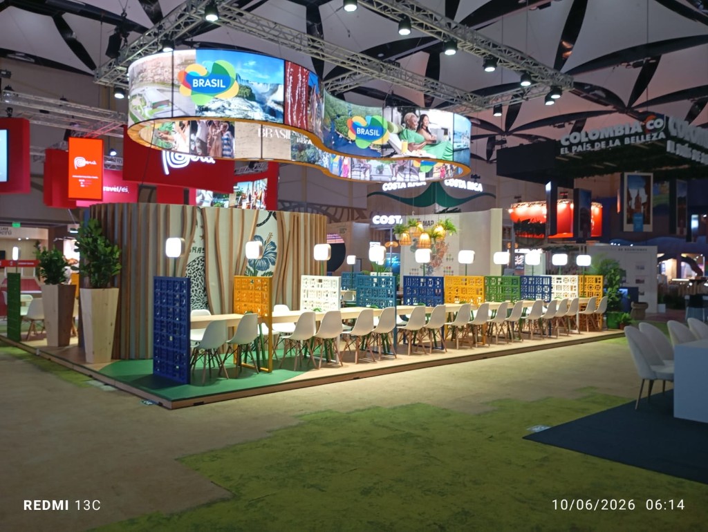Pabellón Brasil — Stands | Soluciones Total Publicidad Corporativa